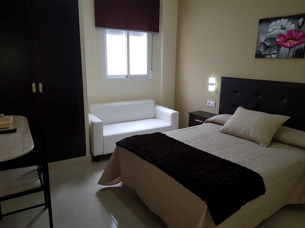 Hostal Malaga Arcos de la Frontera Luaran gambar